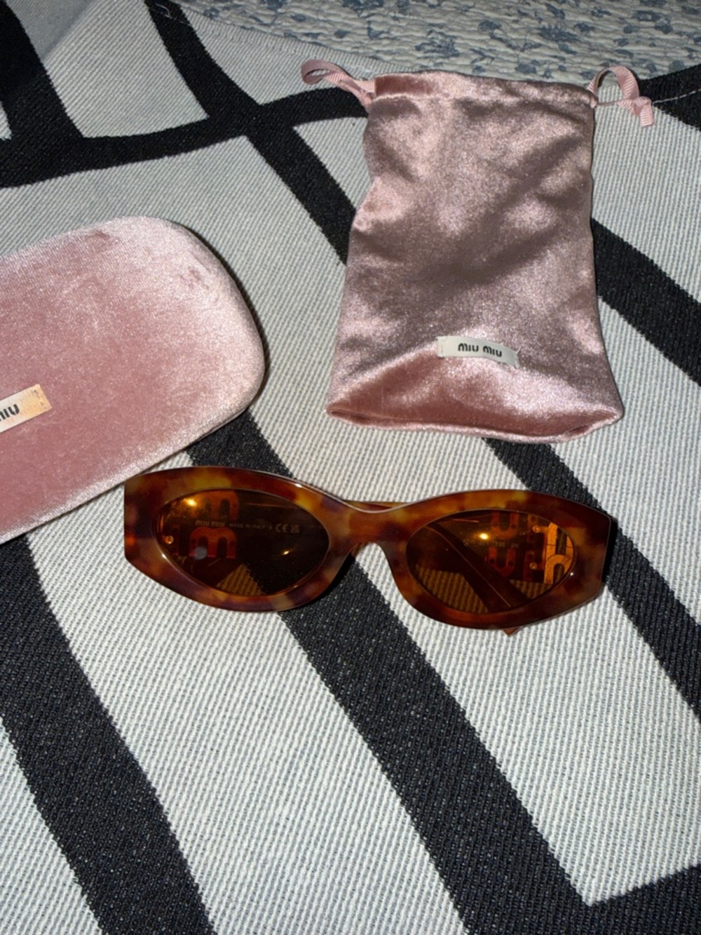 Miu Miu Tortoiseshell Cat-Eye Sunglasses with Pink Velvet Pouch